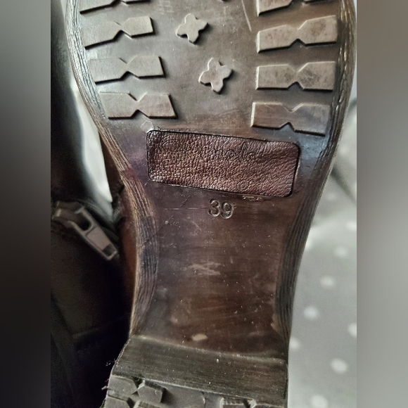 Arnold Churgin Leather knee high boots - Brand new never worn - Picture 8 of 16